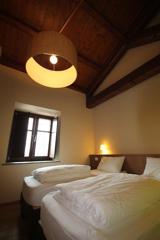 Agriturismo Tetto Garrone Cuneo Rum bild